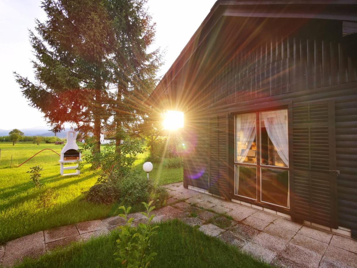 Merikotka - A Cozy Wooden Cottage, Slovenia Braslovce Esterno foto
